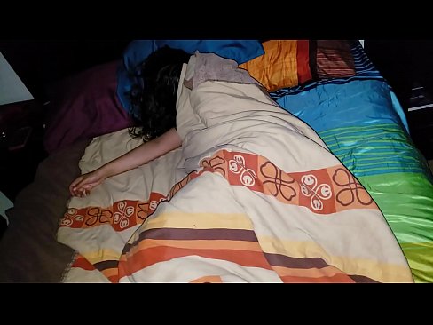 ❤️ Pinupunasan ng stepson ang kanyang batang madrasta habang natutulog ito. ️  Sex sa tl.gayasianporn.ru ❌️❤